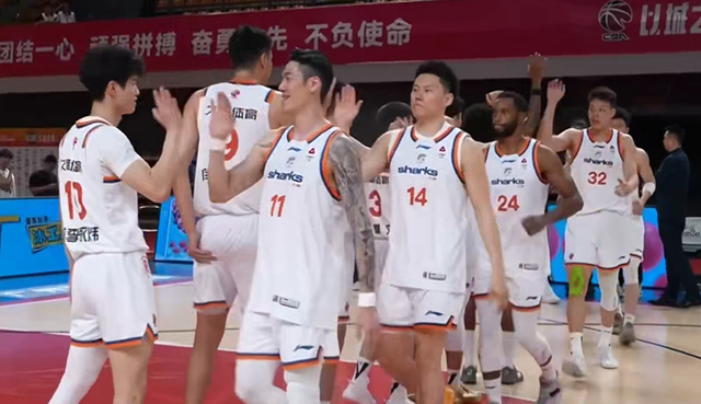 亚博官网-CBA常规赛落幕！福建双杀广东 四川42连败 宁波助攻广州进季后赛